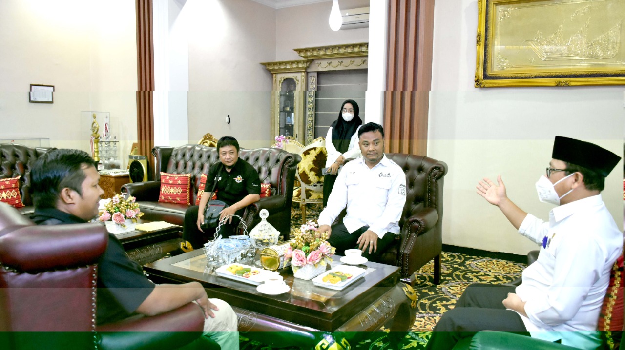 Walikota Metro Berharap Pengurus Tarung Derajat Memiliki Bapak Asuh