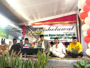 Walikota Metro Hadiri Acara Lempuyang Bershalawat Memperingati Tahun Baru Islam 1444 H dan HUT ke-77 RI