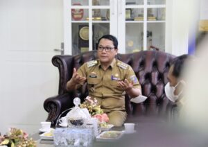 Walikota Metro Ajak Masyarakat, Terlebih Para Pengusaha Segera Sampaikan SPT Pajak Tahunan