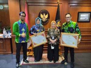 Disdukcapil dan DPMPTSP Kota Metro Raih Nilai A pada Hasil Pemantauan dan Evaluasi Kinerja KemenPANRB