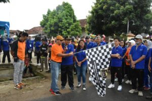 Perayaan HUT RS Azizah ke 4, Walikota Metro Lepas Peserta Jalan Sehat