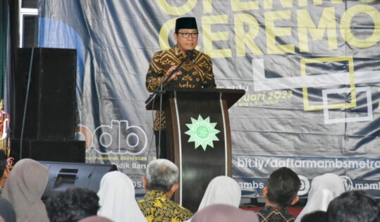Wahdi Buka Festival MAMFESTO, yang diikuti 200 Peserta