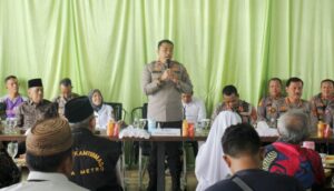 Waka Polda Lampung Kunjungi Kota Metro Untuk Mengampanyekan Program Jumat Curhat