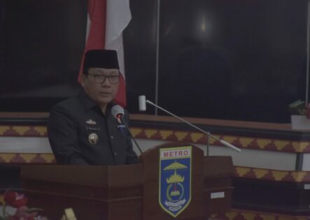 Wahdi Paparkan Beberapa Hal dalam Paripurna LKPJ, Termasuk Pertumbuhan Ekonomi