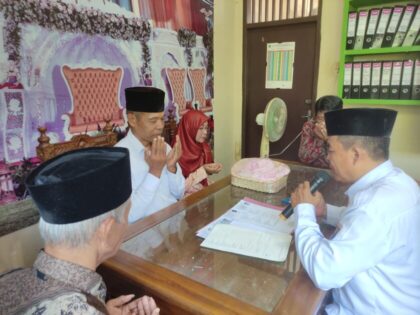 Pemkot Metro Lanjutkan Program Fasilitasi Nikah Sutopo dan Sri Purwaningsih