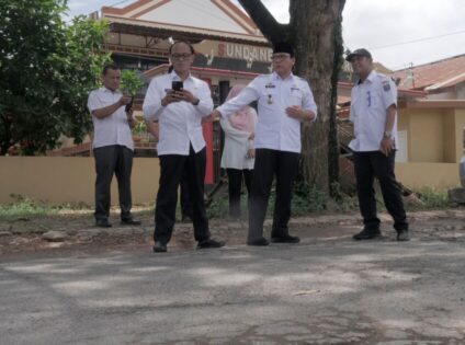 Wahdi Pantau Infrastruktur : Kenyamanan dan Keamanan Pengguna Jalan Menjadi Prioritas Utama Pemerintah