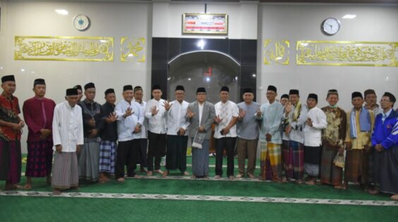 Masjid Darul Ulum, Jadi Tujuan Solat Subuh Walikota Metro dan Jajarannya