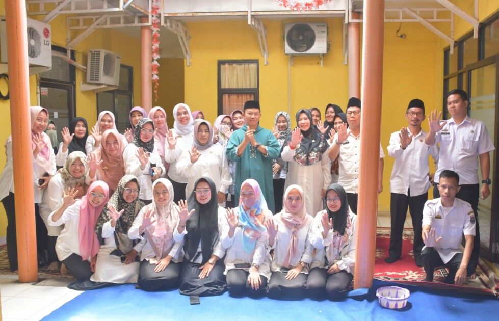 Disdagsar gelar amaliah ramadan, dihadiri staf ahli bidang II