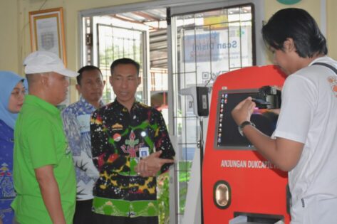 Qomaru Pastikan Pelayanan Publik Disdukcapil Metro Berjalan, Usai Lebaran