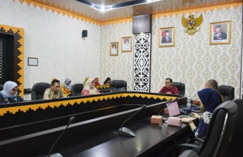 Pemkot Metro Rapat Bersama OJK tentang Program Satu Rekening Satu Pelajar