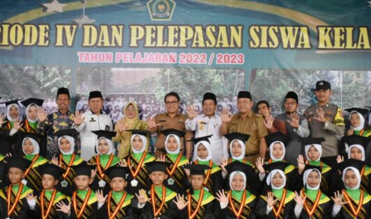 Wahdi hadiri wisuda murid MIN 1 Metro, ajak wujudkan Gemerlang