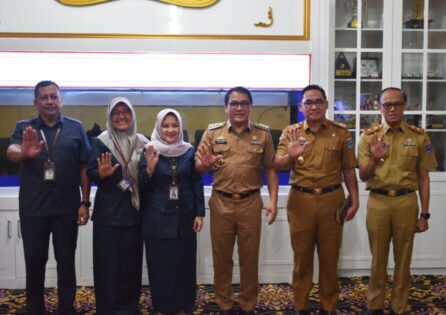 Walikota Metro menerima audiensi BPS Metro terkait Regsosek