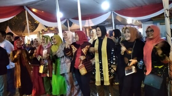 Desainer Fhasion Metro Meriahkan Panggung Festival Putri Nuban