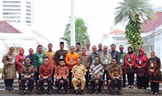 Wahdi Hadiri Undangan di Istana Wakil Presiden dalam Soft Launching MPP Digital
