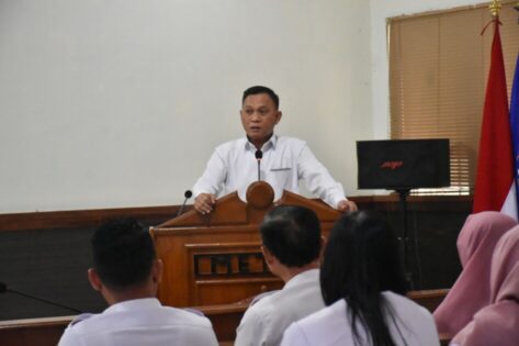 Qomaru Zaman berikan motivasi ke ASN di acara pengajian Dinkes Metro