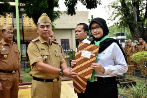 84 Guru PPPK Metro Terima SK