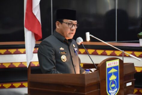 Sidang Paripurna Walikota Metro Sampaikan Beberapa Raperda