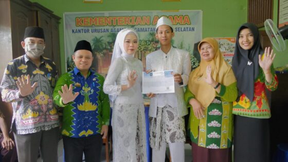 Bambang dan Ajeng Manfaatkan Kelebihan Fasilitasi Pernikahan di KUA