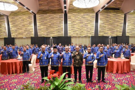 Wahdi Hadiri Evaluasi SAKIP di Novotel Lampung