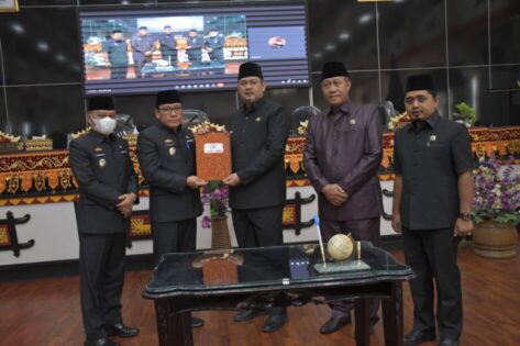 Sidang DPRD, Wahdi : Tahun 2023 Akan Menjadi Tahun Pembangunan Infrastruktur