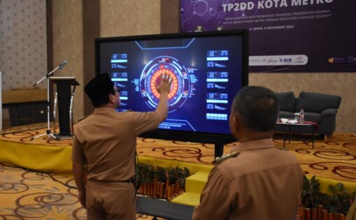 Permudah Warga Bayar PBB, Pemkot Metro Launching SIPPOL, Songsong Cashless Society