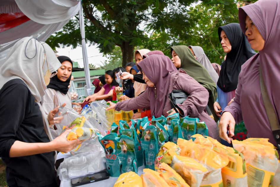 Pemkot Metro Gelar Pasar Murah, Hitungan Jam Beras Ludes Terjual