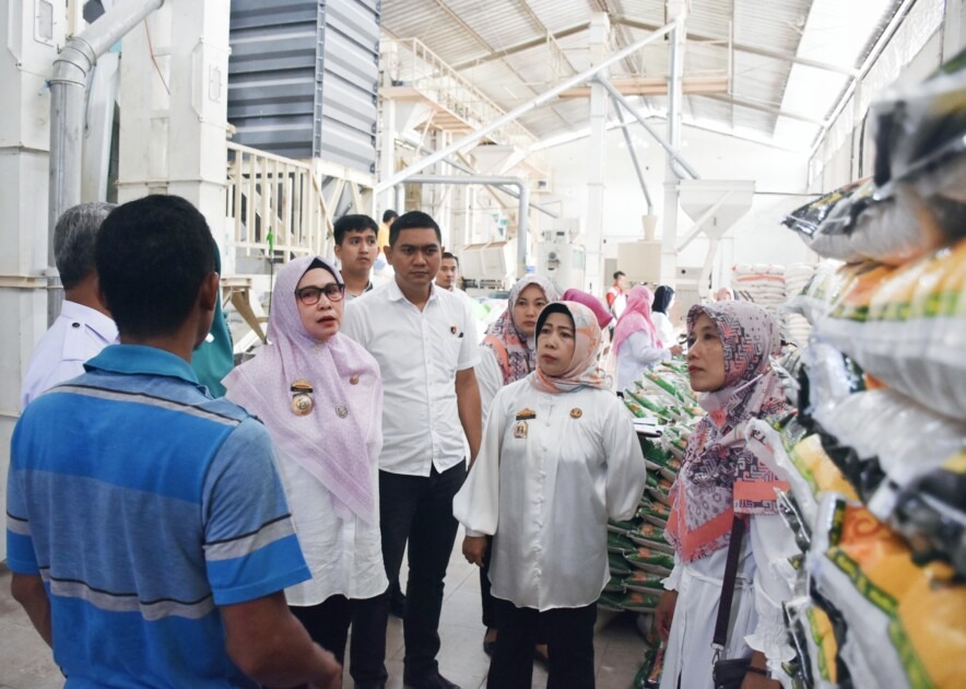 Pastikan Stok Bahan Pokok Aman, Pemerintah Kota Metro Monitoring ke Sejumlah Distributor dan Pasar