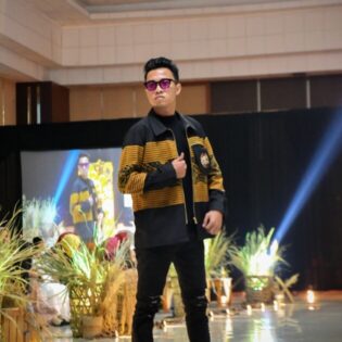12 Desainer Unjuk Karya di Ajang Fashion Show “KOMPASION”