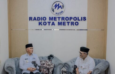 RISALAH RAMADAN, Qomaru Zaman Ajak Masyarakat Perbanyak Sedekah, Silaturahmi dan Membaca ayat-ayat suci Al-Qur’an