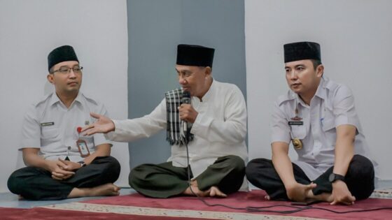 Sedekah Jadi Isi Pengajian Amaliah Ramadan di DPRD Kota Metro