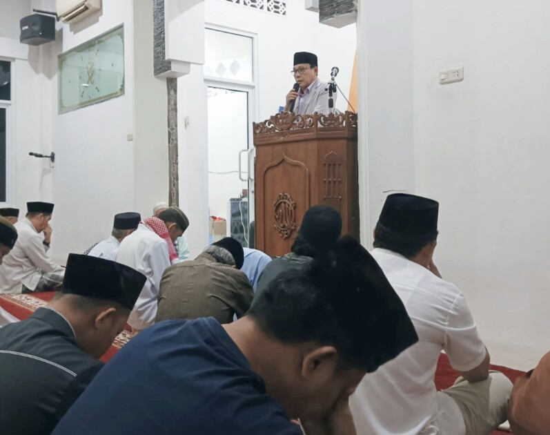 Di Masjid Al-Ittihad Wahdi Terangkan Kelebihan Solah Subuh Berjamaah