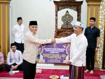 Safari Ramadan di Masjid An-Nisa, Qomaru Imbau Orang Tua Perhatikan Anak
