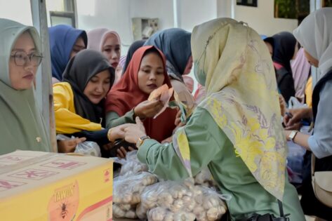Kembali, Pemerintah Kota Metro Bantu Masyarakat Lewat Bazar Pasar Murah