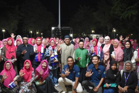 Jemaah Majelis Taqlim Metro Lakukan Wisata Rohani