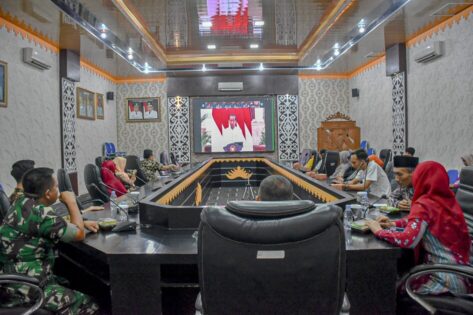 Jokowi : Tetap Waspada Meski Inflasi 2,84 Pesen Dunia, Saat RAKORNAS Pengendalian Inflasi dan TPID