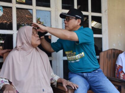 Sentuh Masyarakat Bawah, Kegiatan Home Care Walikota Metro di Apresiasi Masyarakat