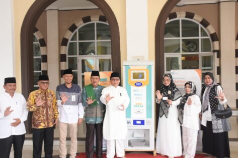 Peringati Tahun Baru Islam, Walikota Metro dan BSI Luncurkan ATM Beras di Masjid Taqwa