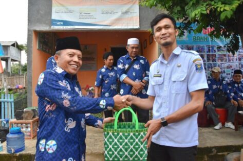 Sebagai Pilot Projek Bank Sampah Kota Metro, Kelurahan Hadimulyo Timur Unggul di Peternakan Kambing