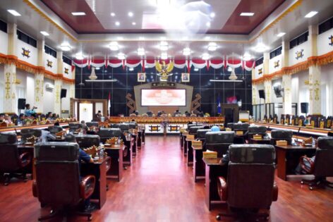 Wahdi Jawab Raperda RPJPD tahun 2025-2045