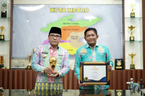 Satu-satunya di Lampung, Kota Metro Raih UHC Award Kategori Utama