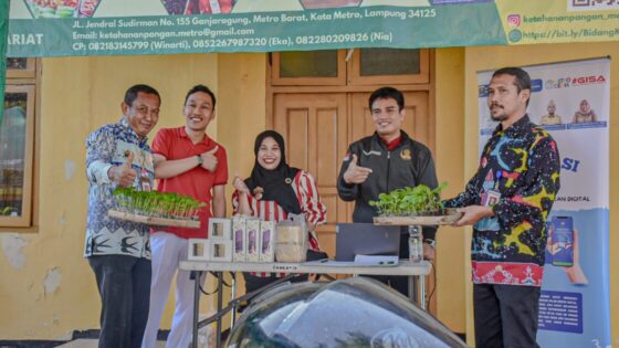 Pemkot Metro Wujudkan Perwali Nomor 31 Tahun 2023, Dengan Bagikan 1200 Bibit Tanaman