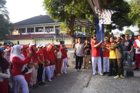 Supriyadi : Jalan Sehat Menjaga Kebersamaan dan Menjunjung Tinggi Jiwa Kemerdekaan