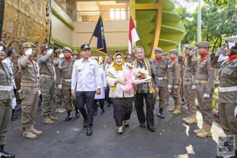 Suasana Haru Selimuti Pelepasan Purna Tugas Siti Aisyah Djohan