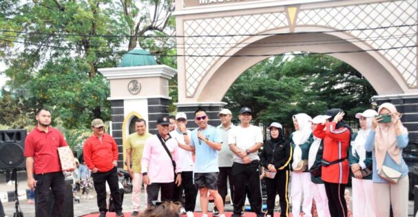 Pjs. Wali Kota Descatama ajak warga hidup sehat lewat CFD