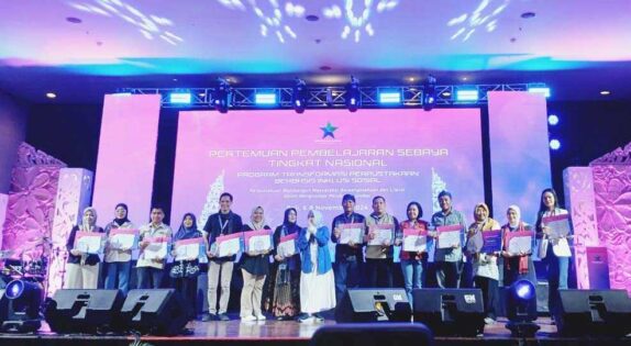 Perpustakaan Kelurahan Tejoagung Raih Juara 1 Tingkat Nasional Lomba Video Cerita Dampak