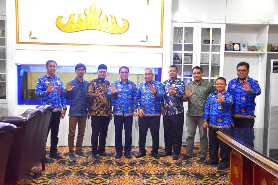 Walikota Metro, Wahdi terima audiensi dari Organisasi ACM