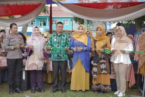 Pemkot Metro dan Gabungan Organisasi Wanita gelar Pasar Murah dan Baju Layak Pakai
