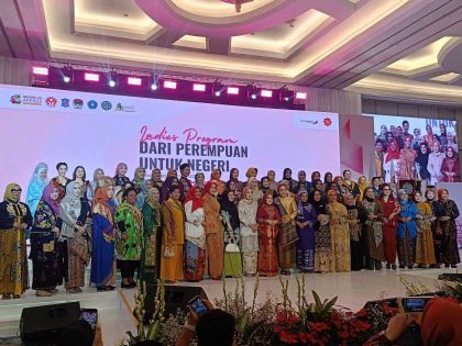Ketua TP PKK Kota Metro Hadiri Ladies Program Munas VII APEKSI 2025 di Surabaya