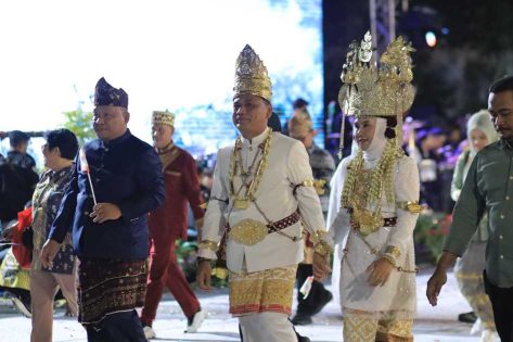 Kota Metro Tampilkan Budaya Lampung dalam Karnaval Budaya Nusantara Munas VII APEKSI 2025