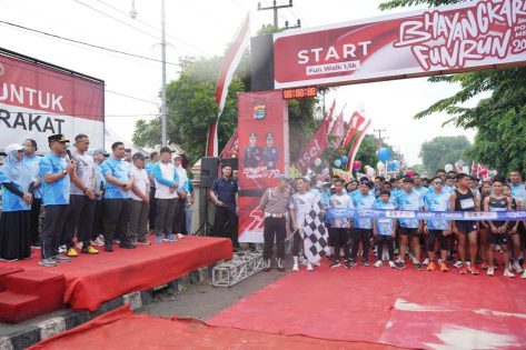 Wali Kota Metro lepas Bhayangkara Fun Run 2025 ajak masyarakat hidup sehat dengan berolahraga